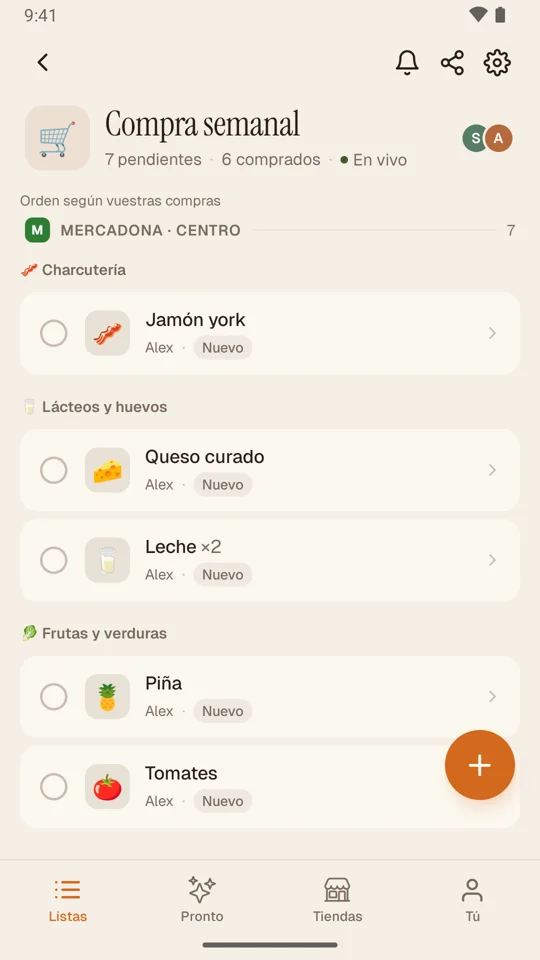 Pantalla de BomShop: compra semanal organizada por tienda y categorías